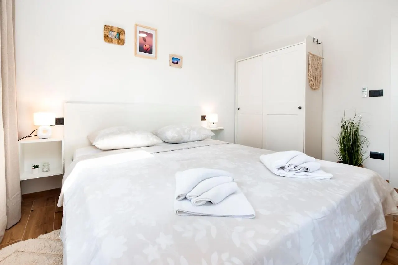 Apartments Sunrise & Sunset Rovinj