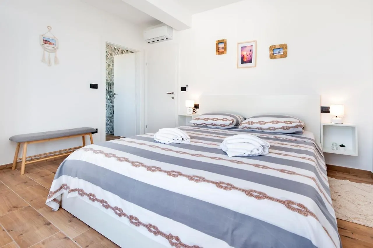 Apartments Sunrise & Sunset Rovinj